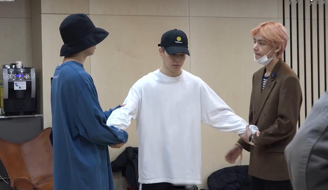 Open relationship AU